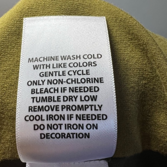 Cleo + Wolf Women's One Shoulder Tank Top Green Western Stretch Graphic Sz Large - Picture 12 of 12